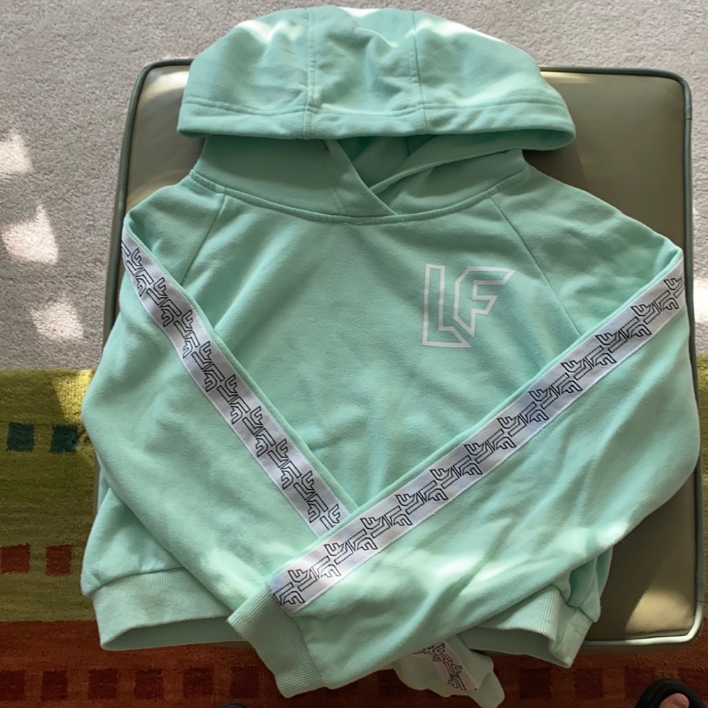 LF Brand cropped hoodie (S)